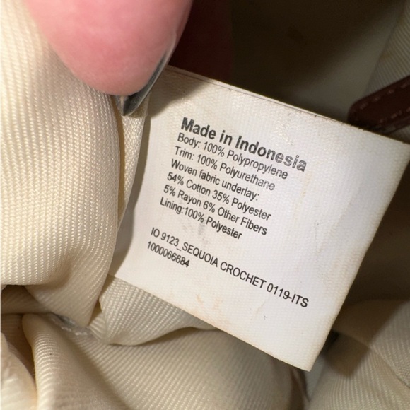 The Sak Sequoia Crochet Cream Rose Gold Hobo Elegant Shoulder Bag Bohemian Boho - Picture 11 of 16